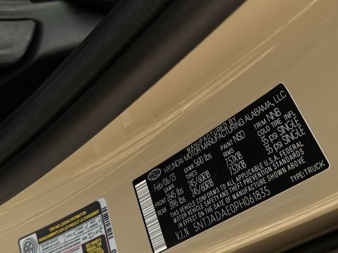 Used 2023 Hyundai Santa Cruz SE image 22