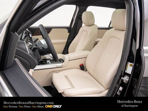 New 2026 Mercedes-Benz GLB 250 4MATIC image 18