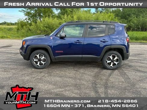 Used 2020 Jeep Renegade Trailhawk w/ Cold Weather Group AWD/4WD image 5