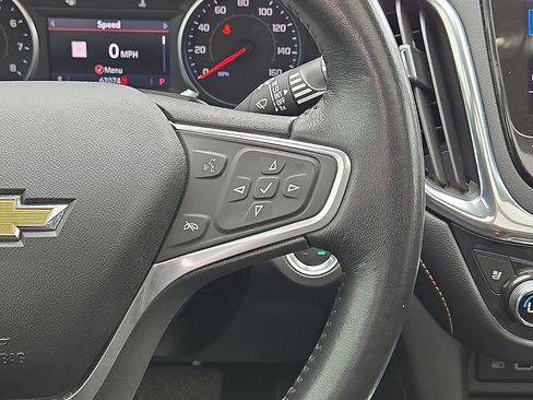 Used 2022 Chevrolet Equinox Premier AWD/4WD image 21