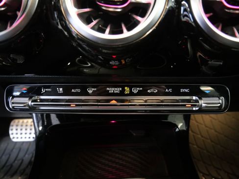 Used 2023 Mercedes-Benz CLA 250 CLA 250 image 28