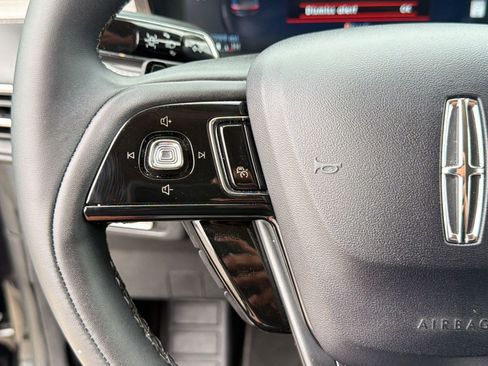 Used 2023 Lincoln Corsair FWD image 17