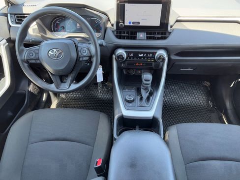 Used 2025 Toyota RAV4 LE image 12