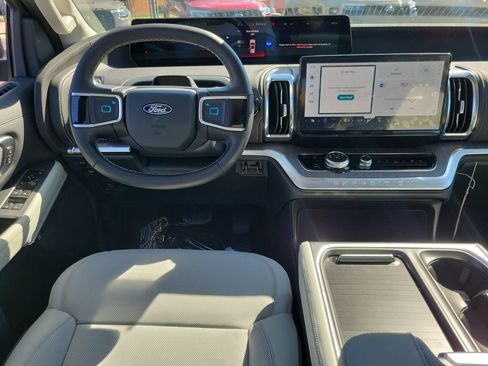 New 2026 Ford Expedition Max Platinum w/ Platinum Ultimate Package image 12