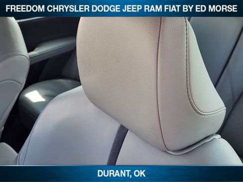 Used 2023 Toyota Camry XLE image 12