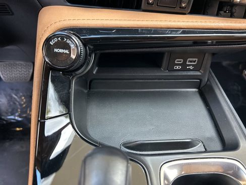 Used 2023 Lexus NX 250 FWD w/ Towing Package (2000 Lbs) image 47