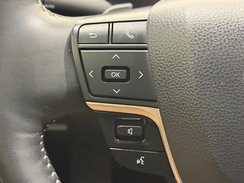 Used 2025 Toyota Crown Platinum image 13