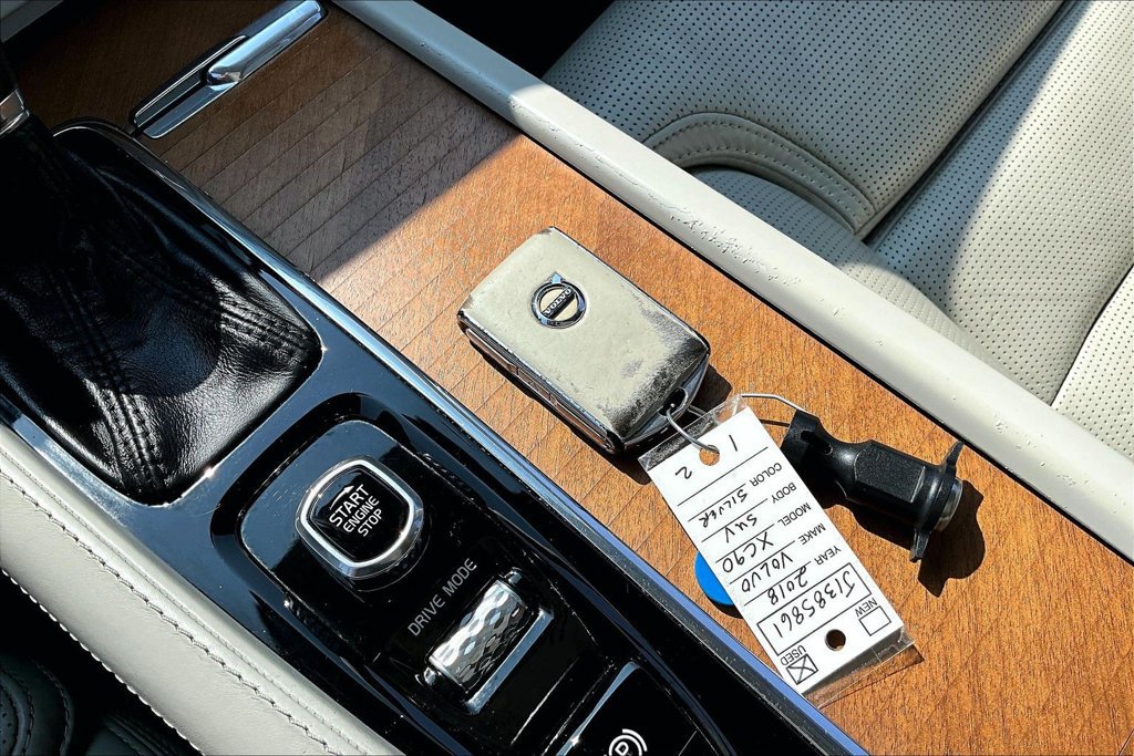 Used 2018 Volvo XC90 T6 Inscription w/ Convenience Package AWD/4WD image 14