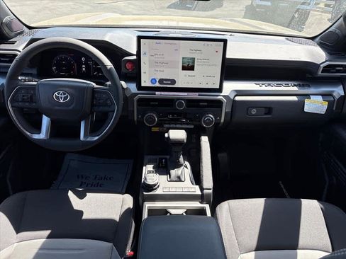 New 2026 Toyota Tacoma TRD Off-Road AWD/4WD image 10