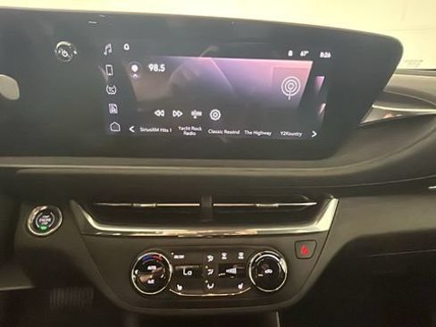 New 2026 Buick Envista Sport Touring w/ Convenience I Package FWD image 24