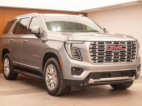 Used 2025 GMC Yukon Denali image 5