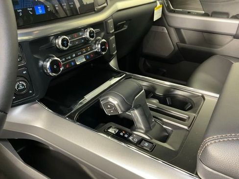 New 2025 Ford F150 Lariat w/ FX4 Off-Road Package image 19