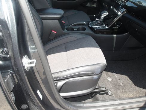 Used 2024 Kia Seltos S AWD/4WD image 10
