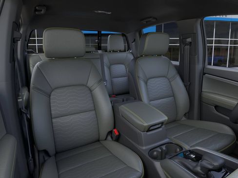 New 2026 Chevrolet Colorado ZR2 AWD/4WD image 16