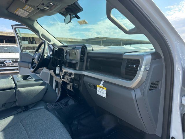Used 2025 Ford F350 XL w/ XL Chrome Package AWD/4WD image 26