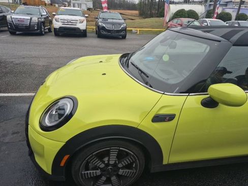 Used 2022 MINI Cooper S image 4