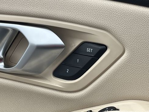 Used 2021 BMW 330i Sedan w/ Convenience Package image 16