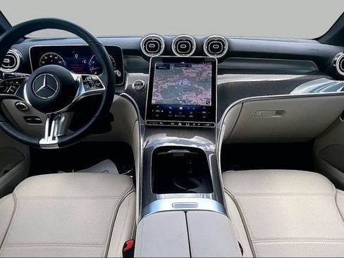 Certified 2026 Mercedes-Benz GLC 300 4MATIC image 9