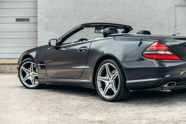 Used 2011 Mercedes-Benz SL 550 image 54