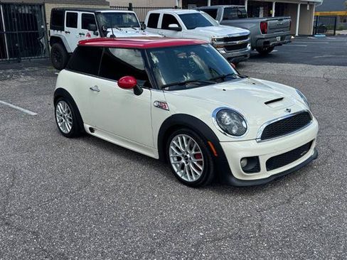 Used 2013 MINI Cooper John Cooper Works w/ Technology Pkg 2 FWD image 5