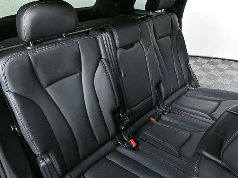 New 2026 Audi Q7 3.0T Premium image 23