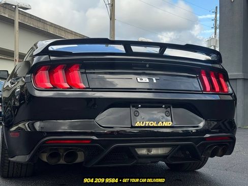 Used 2018 Ford Mustang GT Premium w/ GT Performance Package RWD image 7