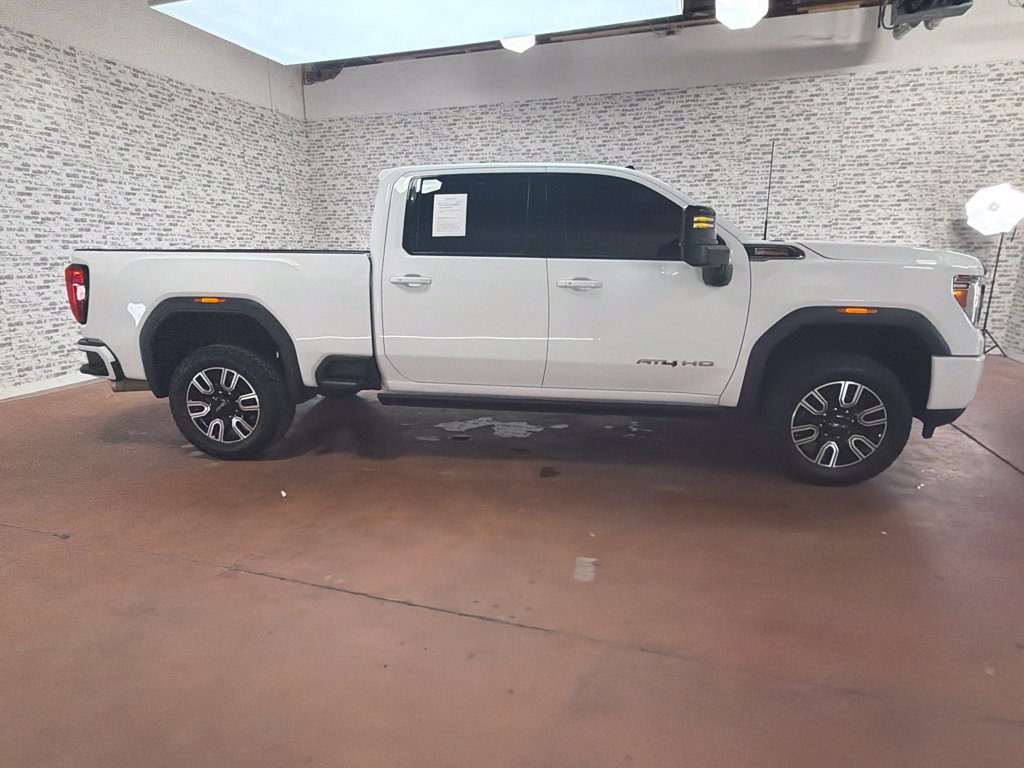 Used 2021 GMC Sierra 2500 AT4 w/ AT4 Premium Plus Package AWD/4WD image 8