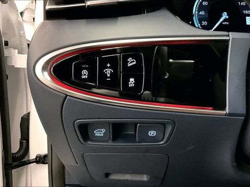 Used 2024 Genesis GV70 3.5T Sport w/ Sport Prestige Package image 39