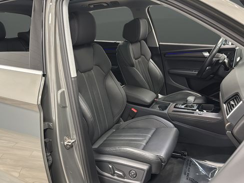 Used 2025 Audi Q5 e Premium Plus w/ Premium Plus Package AWD/4WD image 23