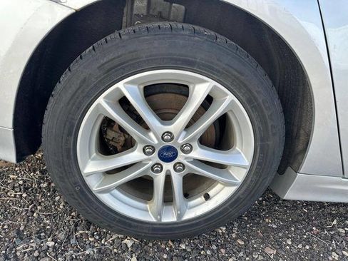 Used 2018 Ford Fusion SE image 13
