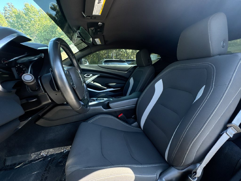 Used 2024 Chevrolet Camaro LT w/ Technology Package RWD image 13