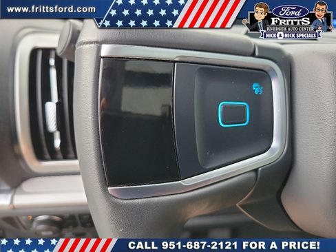 Certified 2025 Ford Expedition Active AWD/4WD image 6