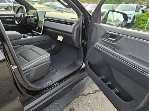 New 2026 GMC Sierra EV Elevation image 12