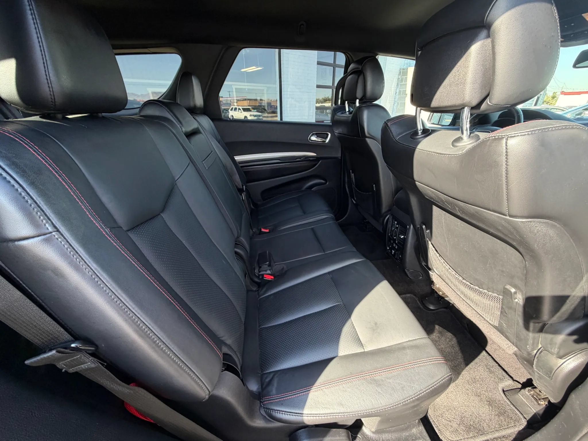 Used 2015 Dodge Durango R/T w/ Blacktop Package RWD image 16