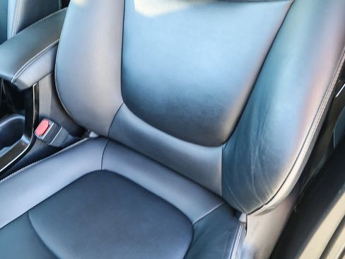 Certified 2020 Toyota Corolla XLE image 25