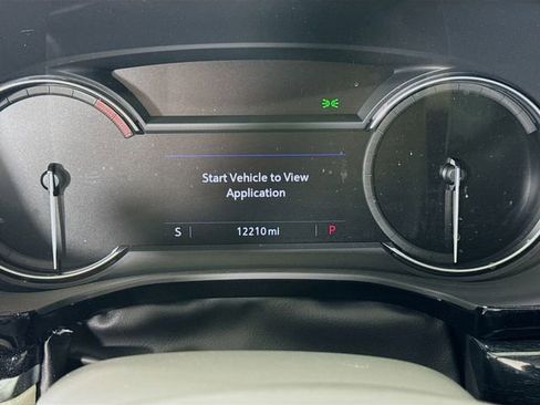 Used 2023 Cadillac XT6 Premium Luxury FWD image 13
