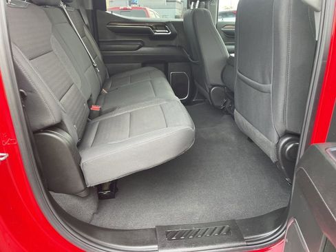 Used 2024 Chevrolet Silverado 1500 LT AWD/4WD image 22