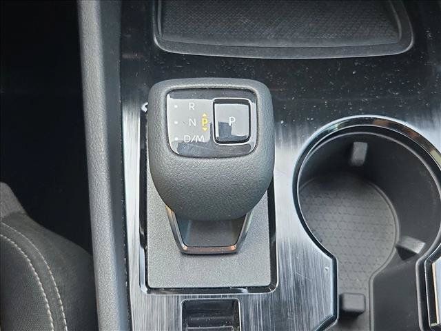 Used 2021 Nissan Rogue SV FWD image 11