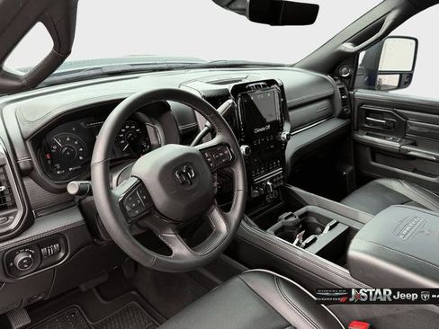 Used 2024 RAM 3500 Limited image 21