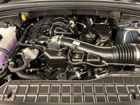 New 2025 Jeep Grand Cherokee Limited w/ Luxury Tech Group II image 18