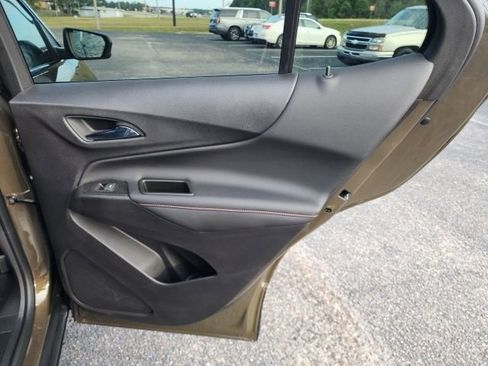 Used 2024 Chevrolet Equinox RS image 18