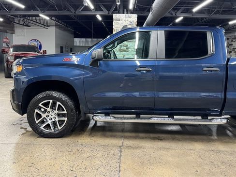 Used 2020 Chevrolet Silverado 1500 Custom Trail Boss w/ Custom Convenience Package image 5