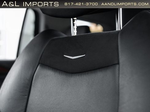 Used 2019 Cadillac Escalade Luxury AWD/4WD image 42