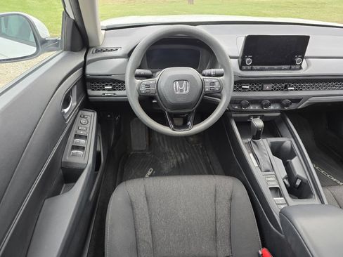 Used 2024 Honda Accord EX image 20