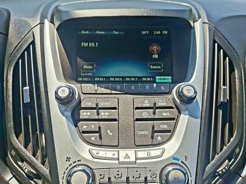 Used 2015 Chevrolet Equinox LT FWD image 17