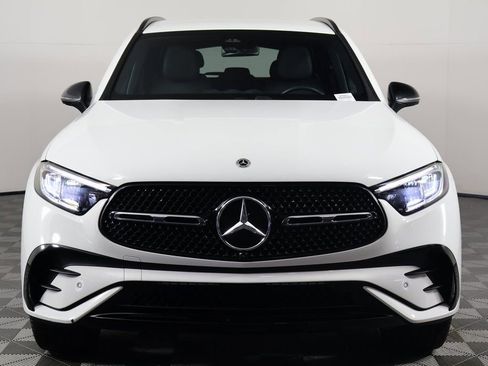Certified 2026 Mercedes-Benz GLC 300 image 2
