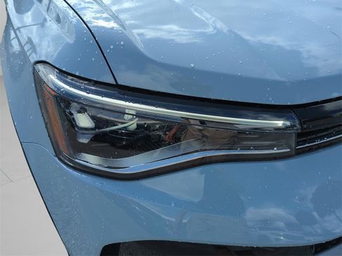 New 2026 Volkswagen Taos SE image 47