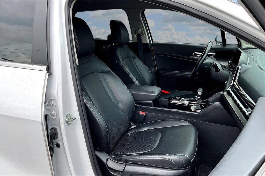 Used 2024 Kia Sportage EX FWD image 19