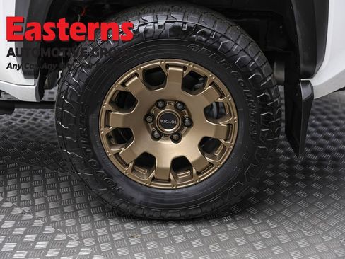 Used 2025 Toyota 4Runner Trailhunter AWD/4WD image 8