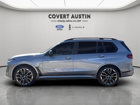 Used 2023 BMW X7 M60i w/ Executive Package image 2